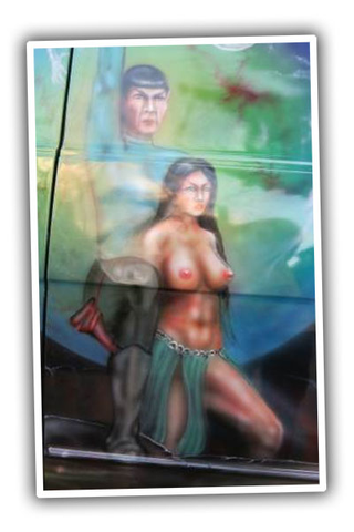 Illustration for article titled Amazing Star Trek Van Has Spock, Boobs